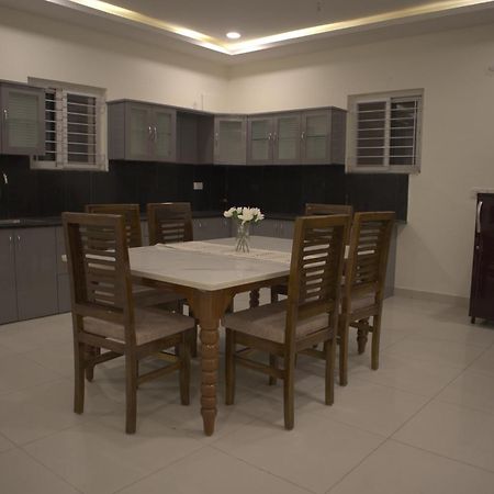 Dcasa Apartment Hotel Haydarabad Dış mekan fotoğraf