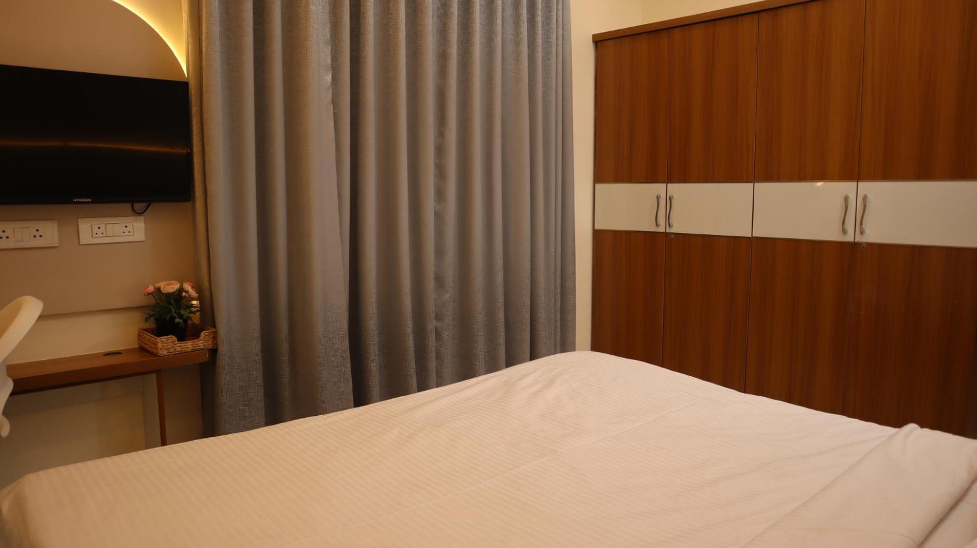 Dcasa Apartment Hotel Haydarabad Dış mekan fotoğraf