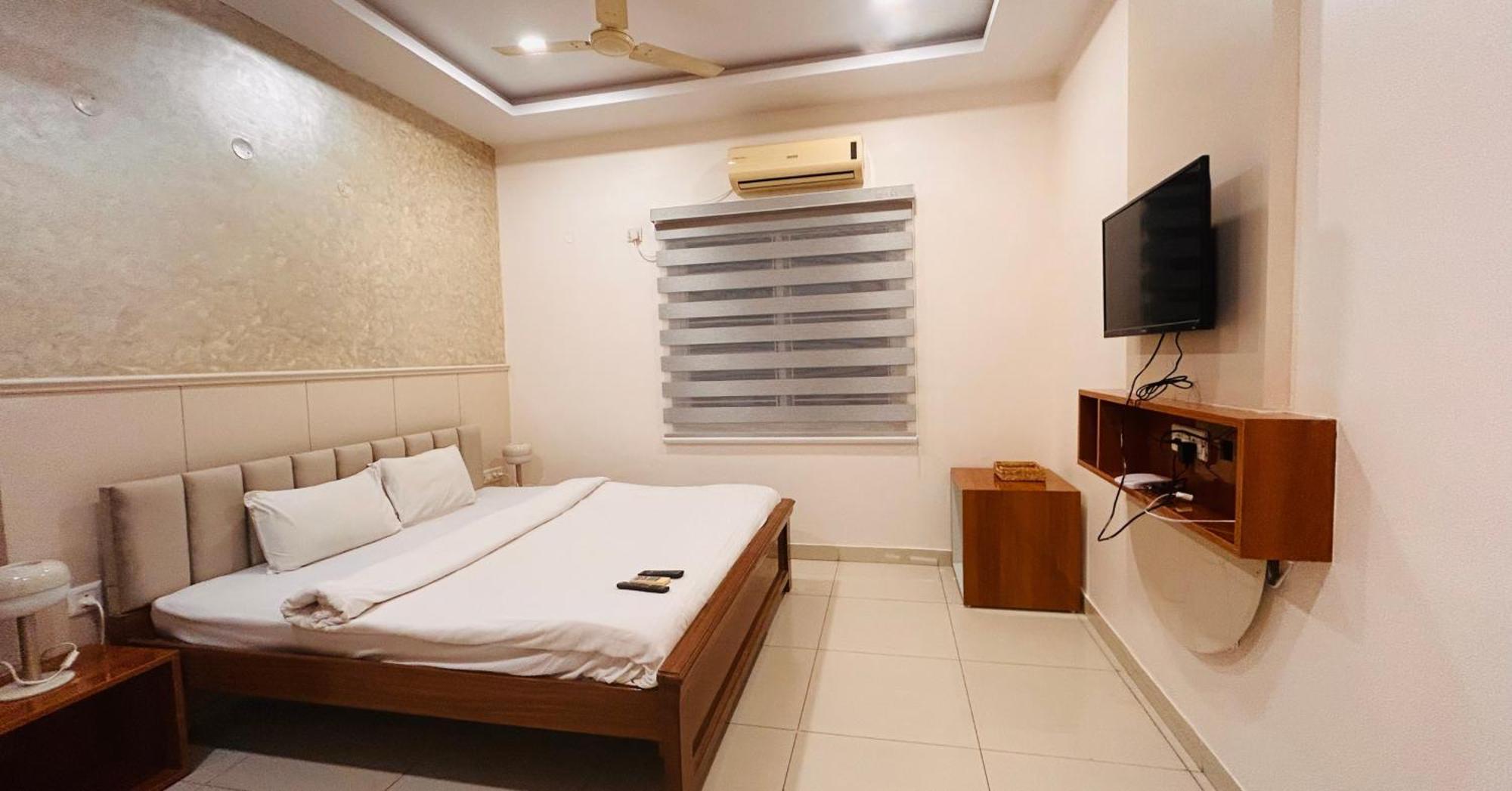 Dcasa Apartment Hotel Haydarabad Dış mekan fotoğraf