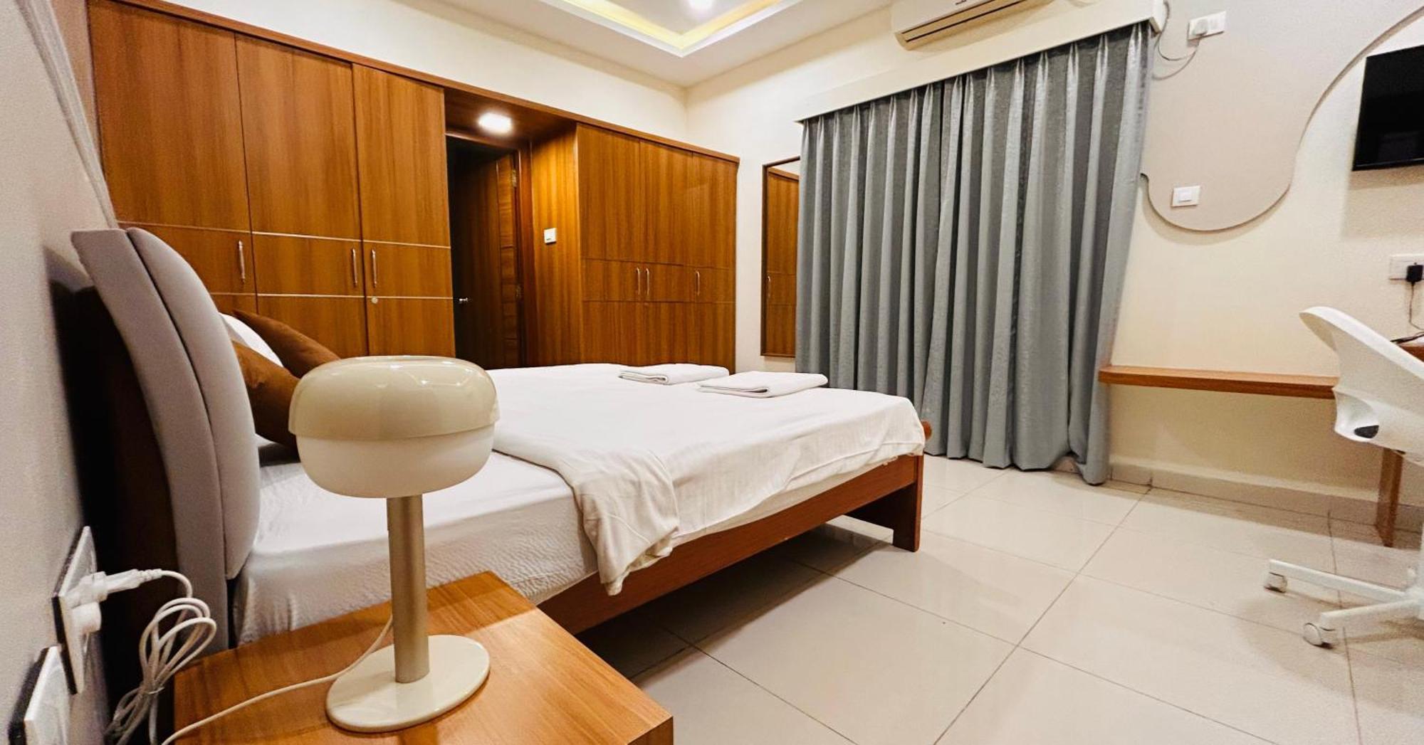 Dcasa Apartment Hotel Haydarabad Dış mekan fotoğraf
